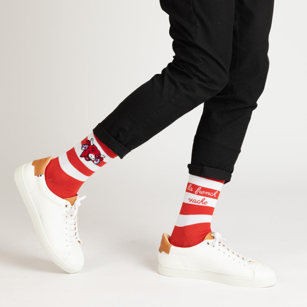 Chaussettes La Vache qui rit french vache rouge portées studio