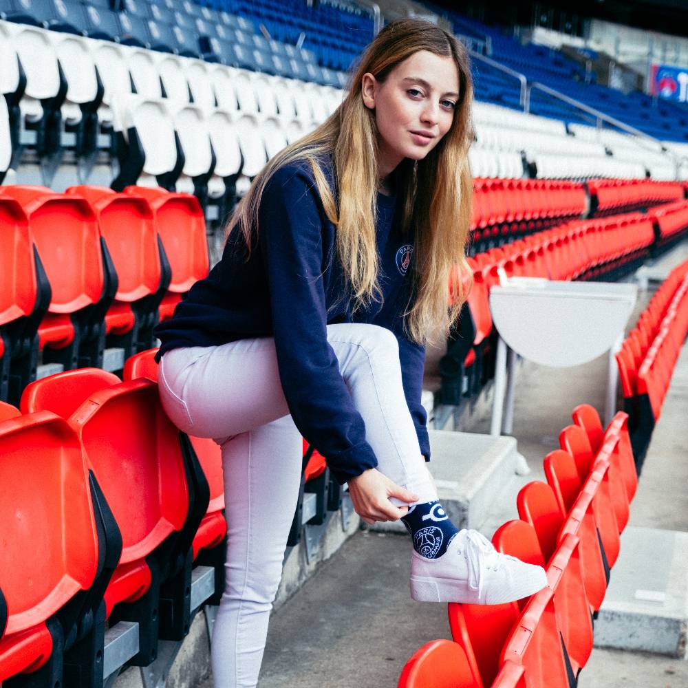 Chaussettes PSG Minions lifestyle mannequin femme
