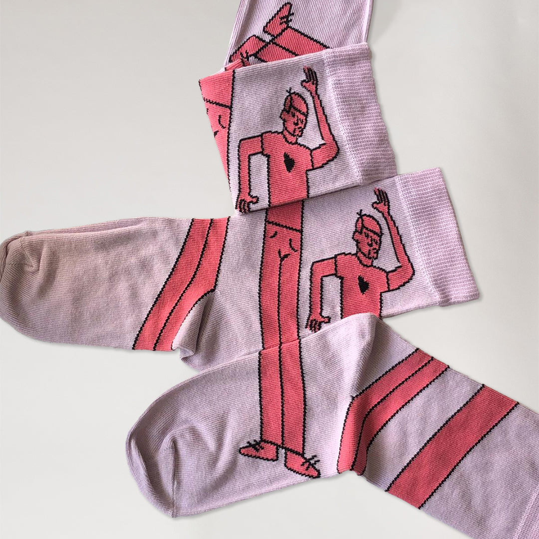 3 chaussettes travis enroulé roses et rouges