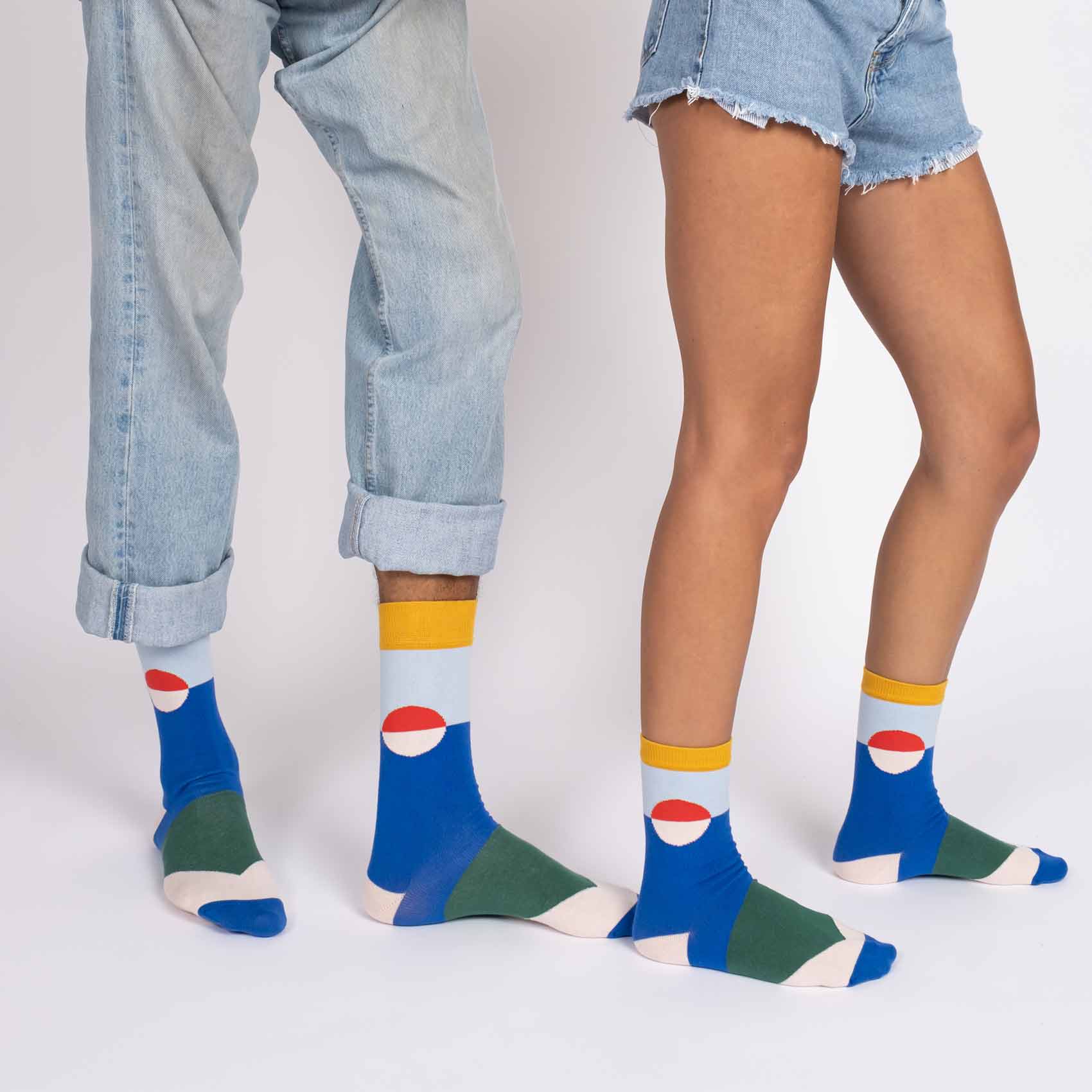 Chaussettes Séverine Sunset portées studio duo