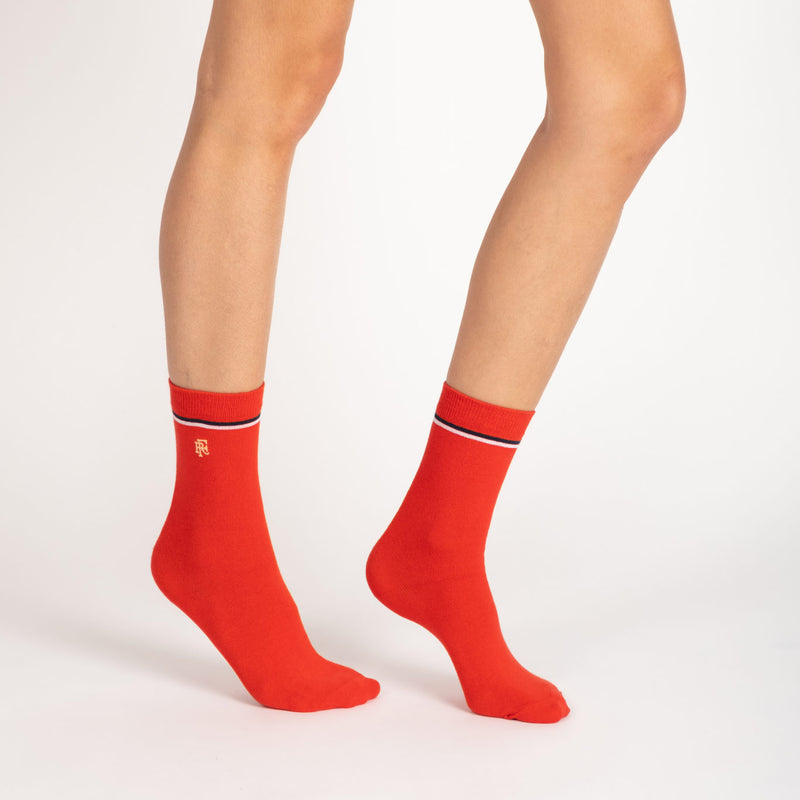 Chaussettes elysee recyclees rouges portées studio portées femme